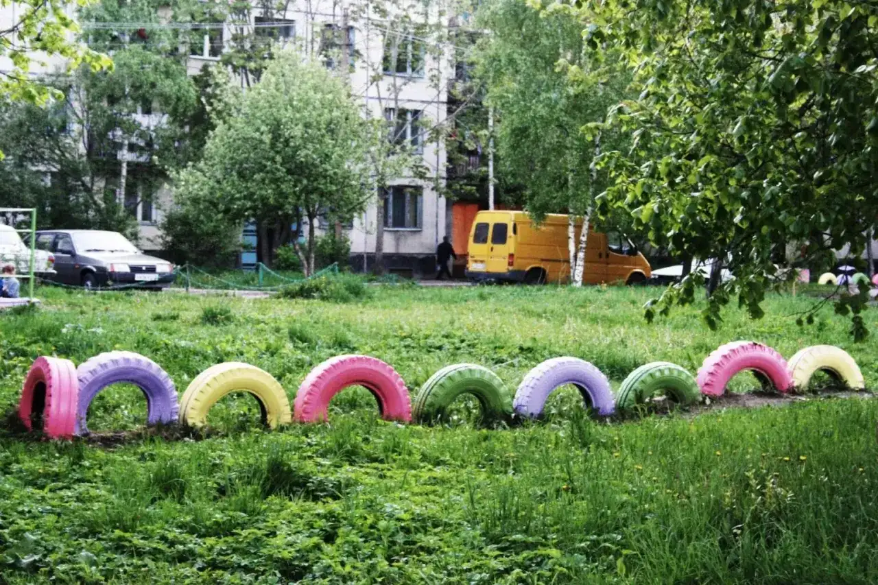 Czym pomalować opony do ogrodu? Wybór farby i przygotowanie